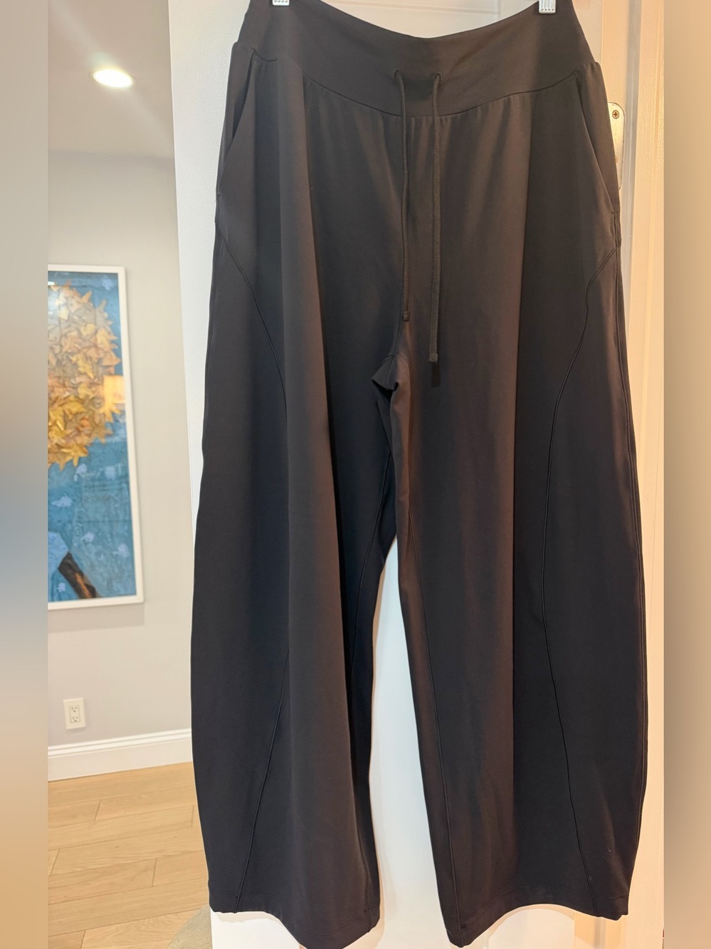 NWOT Lululemon Groove Low Rise Relaxed Cinch Pant